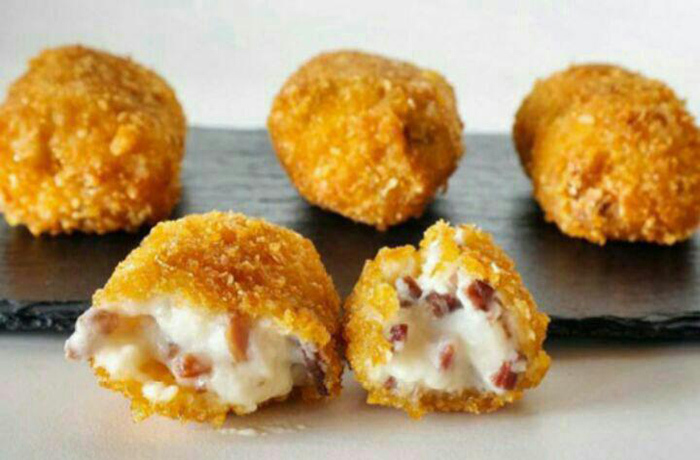 طرز تهیه انواع توپک های پنیری خوشمزه